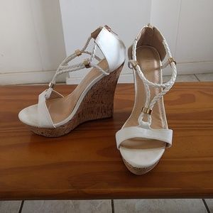 Venus braided detail wedge, white,size 6.5